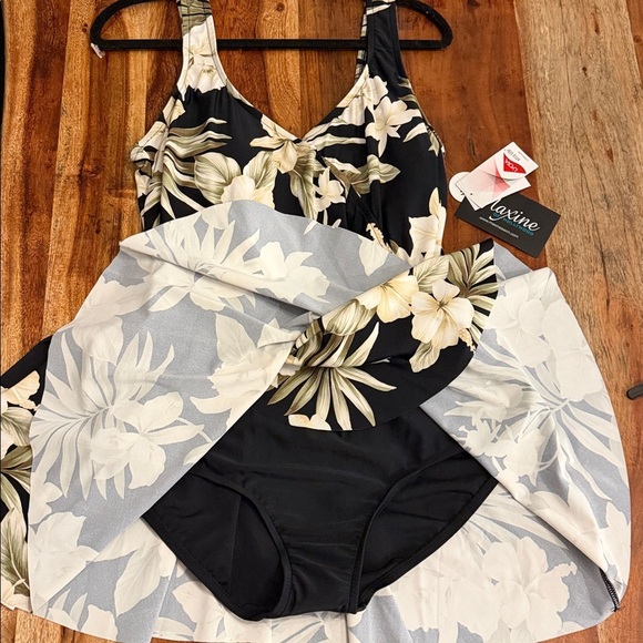 Maxine Island Greenery Swim Dress 16W - Picture 6 of 9